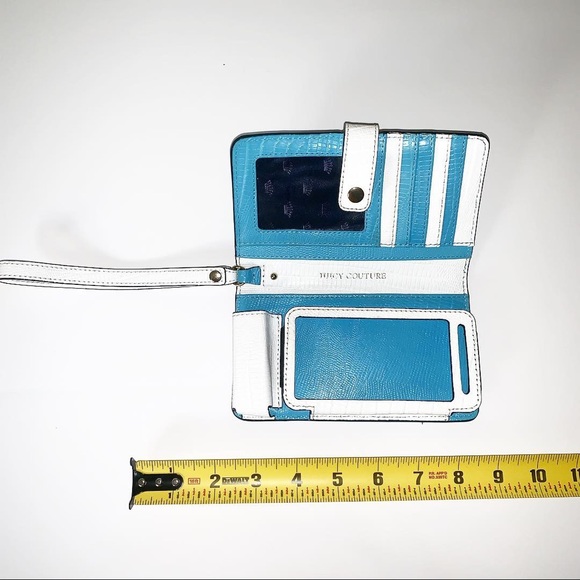 Juicy Couture Wristlet & Phone Holder - Picture 2 of 3